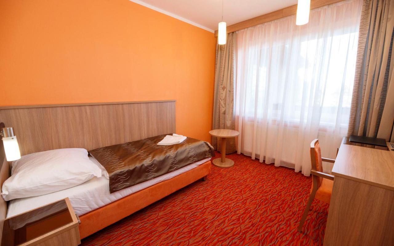 Hotel Opera Jaromerice nad Rokytnou Eksteriør bilde