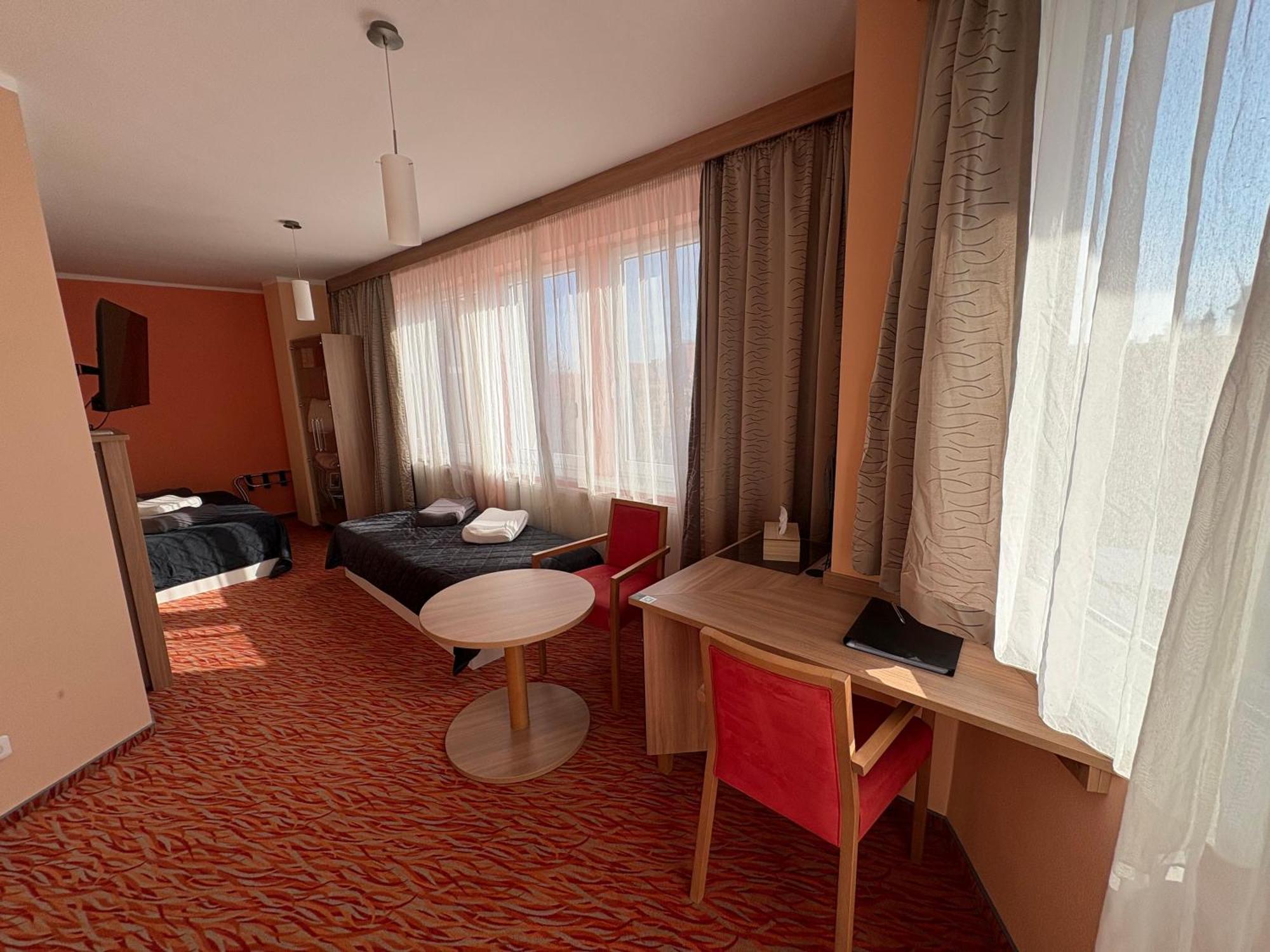 Hotel Opera Jaromerice nad Rokytnou Eksteriør bilde